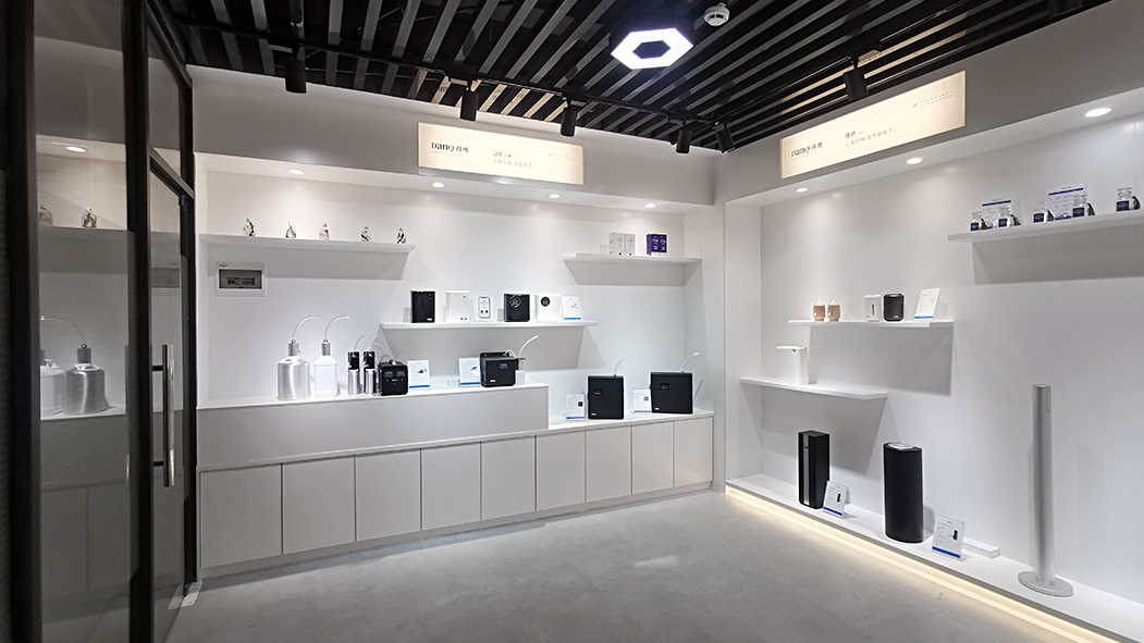 nuovo showroom di macchina del profumo e olio aromatico
